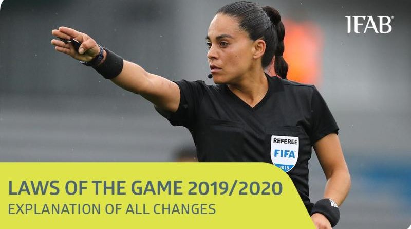 przepisy gry w piłkę nożną