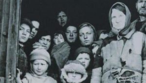 pierwsze deportacje Polaków