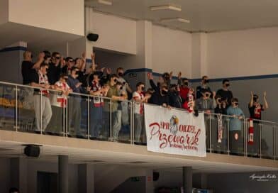 Chociaż mało Nas tu jest My Kochamy Orzełek