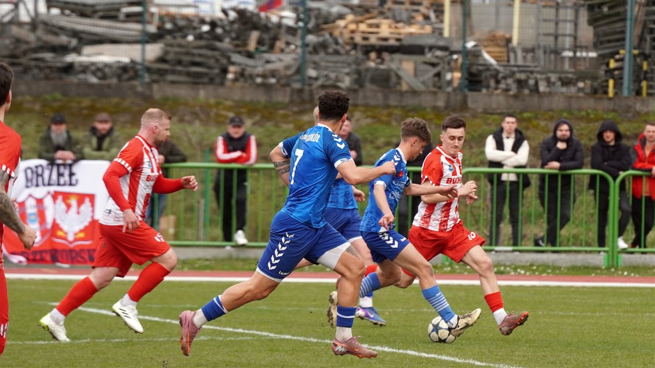 Remis z liderem: Orzeł Przeworsk – Pogoń-Sokół Lubaczów 1:1
